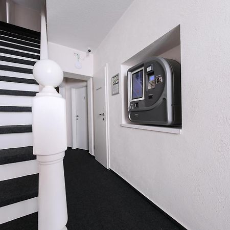 24/7 Selfcheckin Schmiedestrasse Otel Leer Dış mekan fotoğraf
