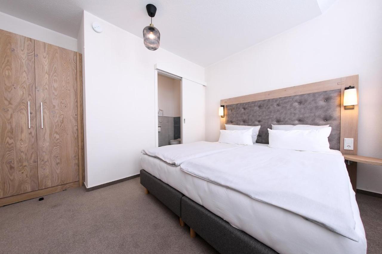 24/7 Selfcheckin Schmiedestrasse Otel Leer Dış mekan fotoğraf